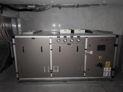 لماذا يعد حمام السباحة الداخلي القابل للفصل من Blueway مناسبًا تمامًا لفيلات بحيرة سونغشان الفاخرة؟